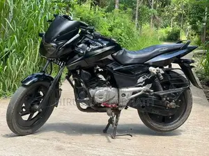 Bajaj Pulsar 150 BCG 2015