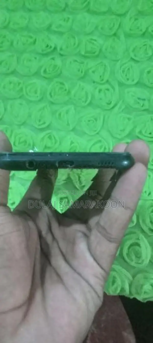 Samsung Galaxy A20 (Used)