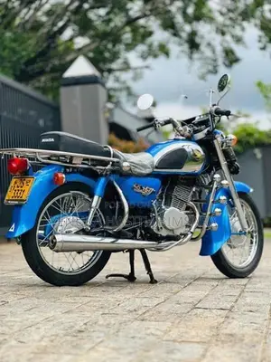 Honda CD 125 benly 2005