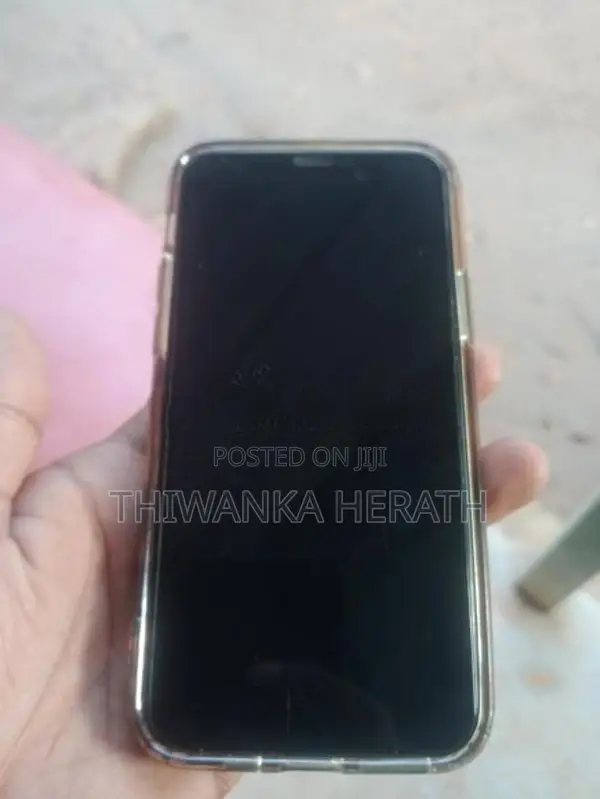 Apple iPhone 11 Pro (Used)
