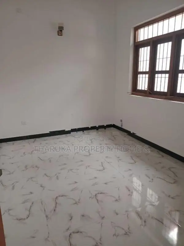 Brand New House For Sale Kesbawa
