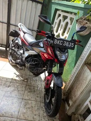 Bajaj Pulsar N125 2025