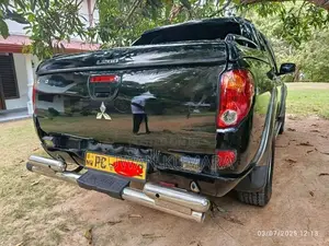 Mitsubishi L200 2008