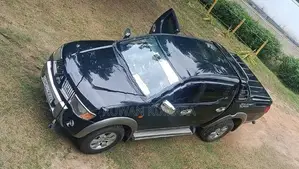 Mitsubishi L200 2008