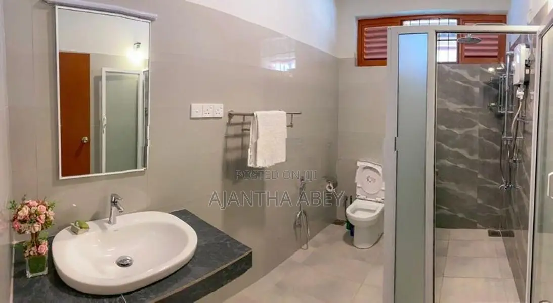 Ground Floor Luxury Fully Furnished Unit Apartment Nawala