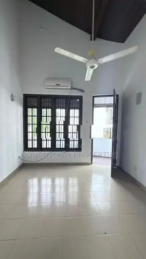 Two-Storey House for Rent in Colombo 05