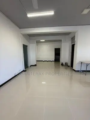 Spacious 6 Bedroom House for Rent – Colombo 08