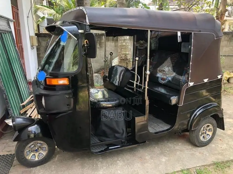 Bajaj RE 2014