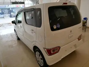 Suzuki Wagon R FX 2025