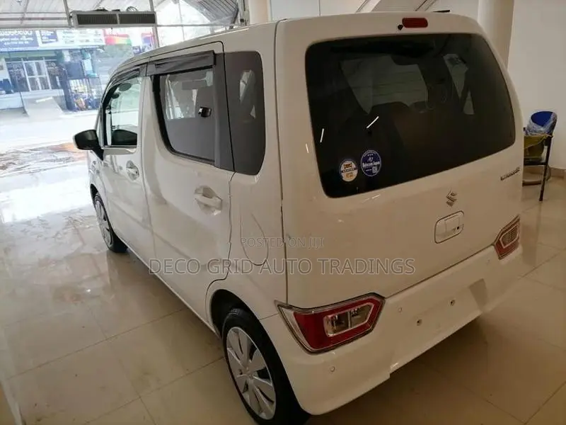 Suzuki Wagon R FX 2025