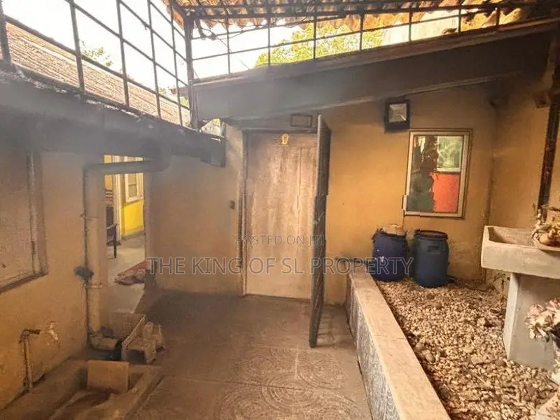 House for sale in Colombo 09
