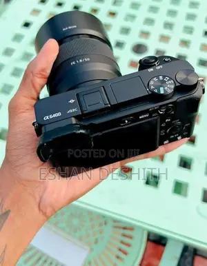 Sony A6400 Mirrorless Camera