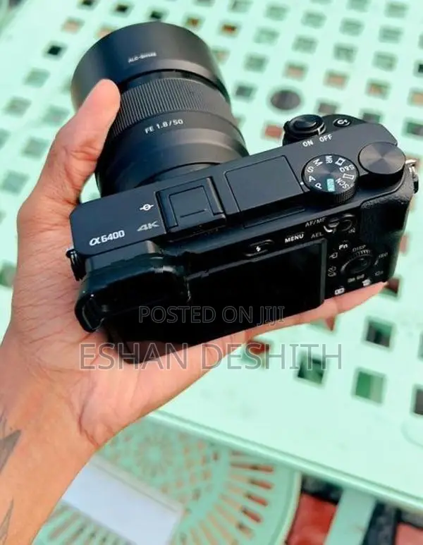 Sony A6400 Mirrorless Camera