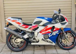 Honda CBR 250RR 1990