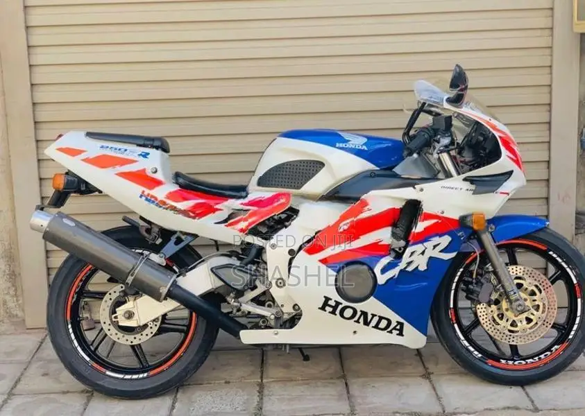 Honda CBR 250RR 1990