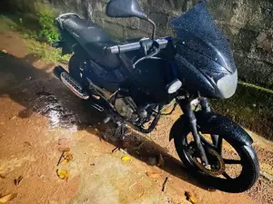 Bajaj Pulsar 150 2012