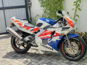 Honda CBR 250RR 1990