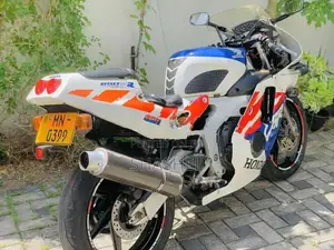Honda CBR 250RR 1990