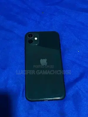 Apple iPhone 11 (Used)