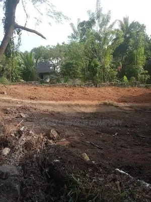 Kadawatha Land for Sale