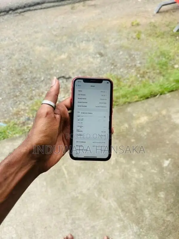 Apple iPhone XR (Used)
