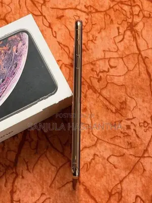 Apple iPhone XS Max (Used)