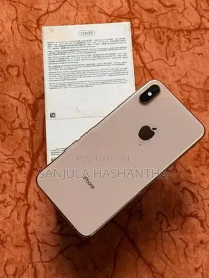 Apple iPhone XS Max (Used)