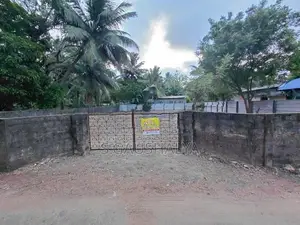 20 Perch Land for Sale in Manipay