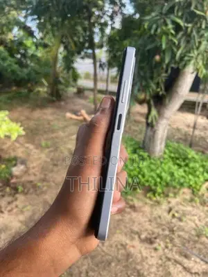 Infinix Smart 8 128GB (Used)