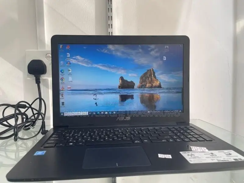 Asus Pentium R Laptop