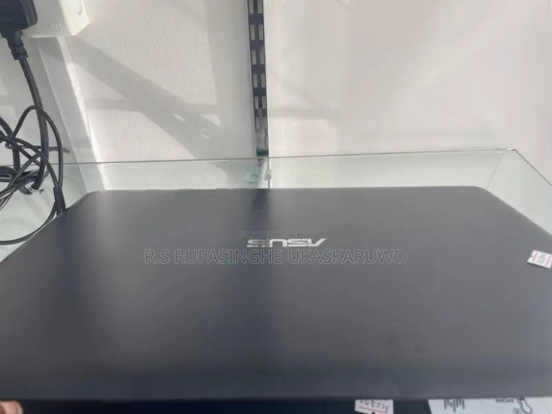 Asus Pentium R Laptop