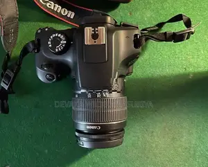 Canon EOS 4000D