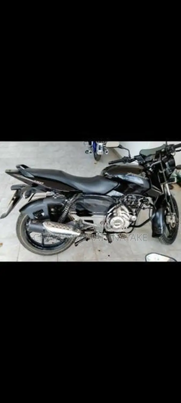 Bajaj Pulsar 150 2015