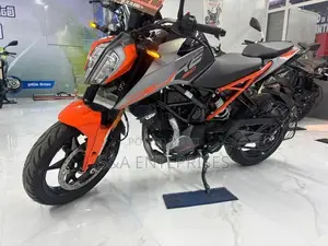 KTM Duke 160 2026