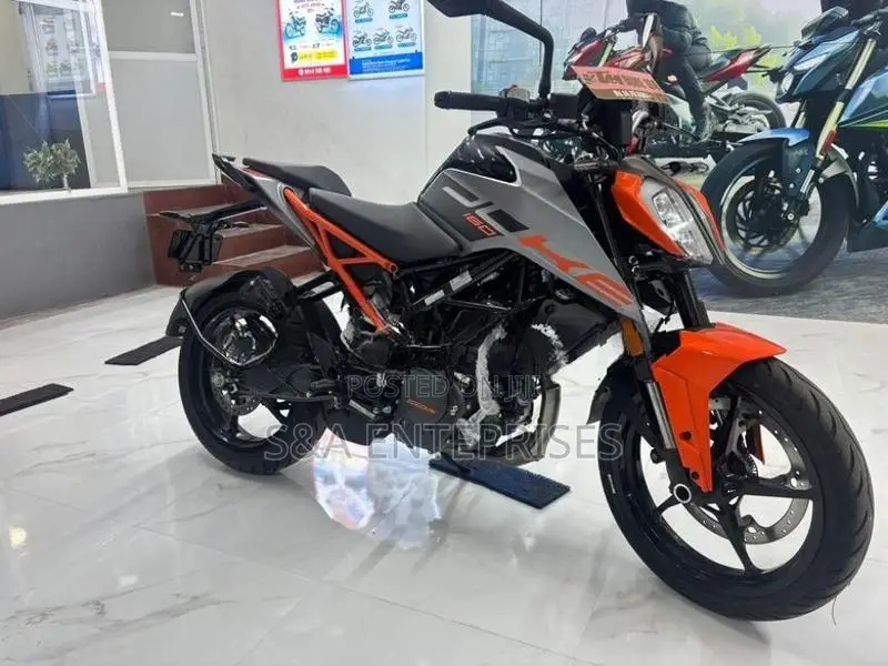 KTM Duke 160 2026