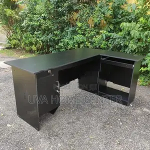 L Shape Office Table 5.5x4ft