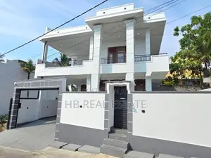Architecture Designed Super Luxury Three Storey House Kahathuduwa
