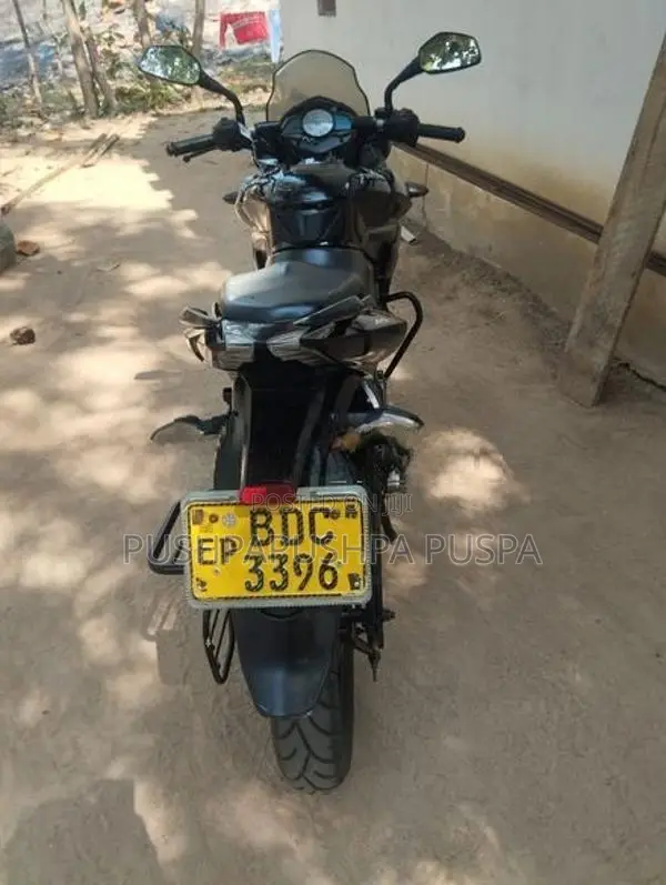 Bajaj Pulsar AS 150 2016