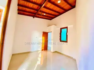 Modern 3 Storied House with All Facilities for Sale – Piliyandala