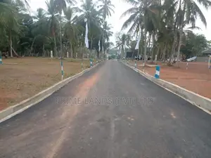 Raddolugama Land for Sale