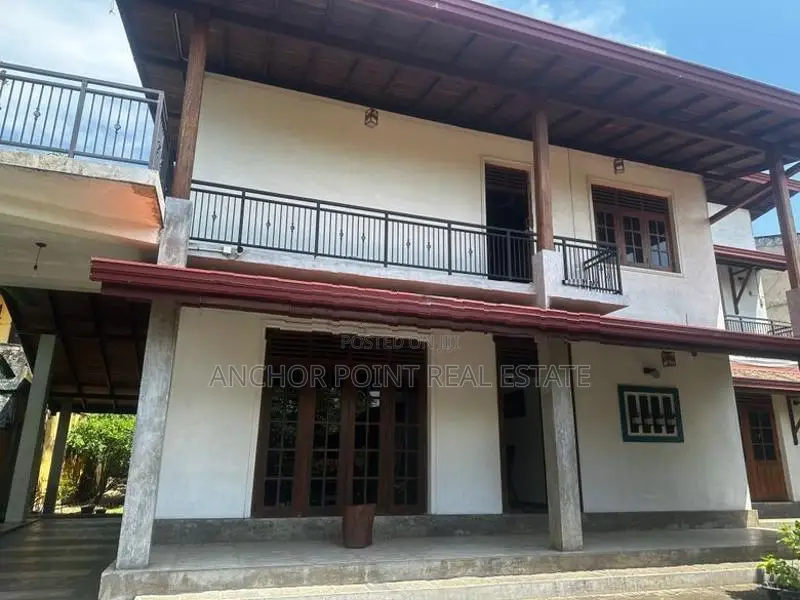 Luxurious House for Rent in Maharagama