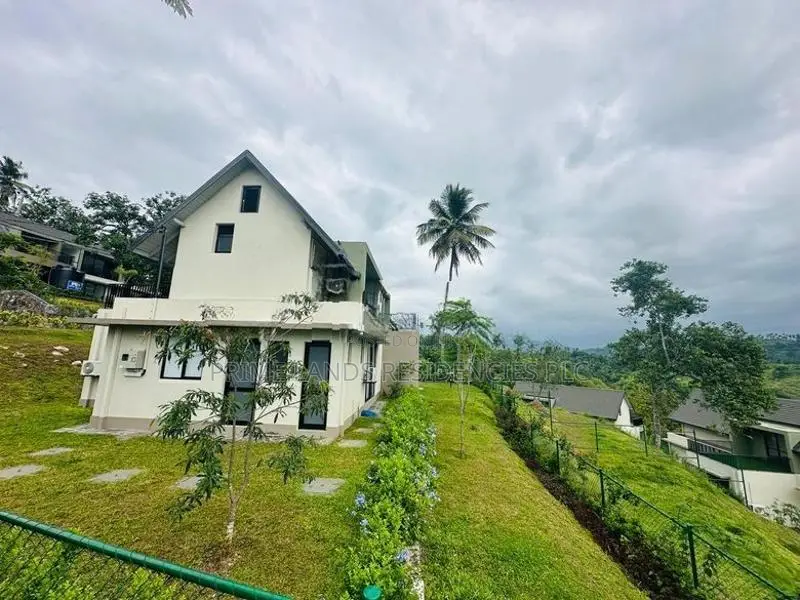 Luxury Scottish designing villas for sale in Digana