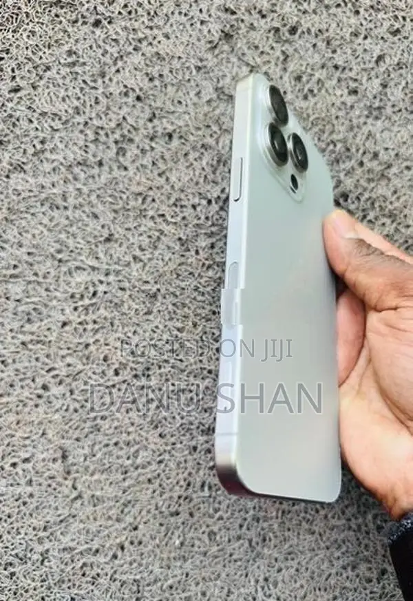 Apple iPhone 15 Pro Max (Used)