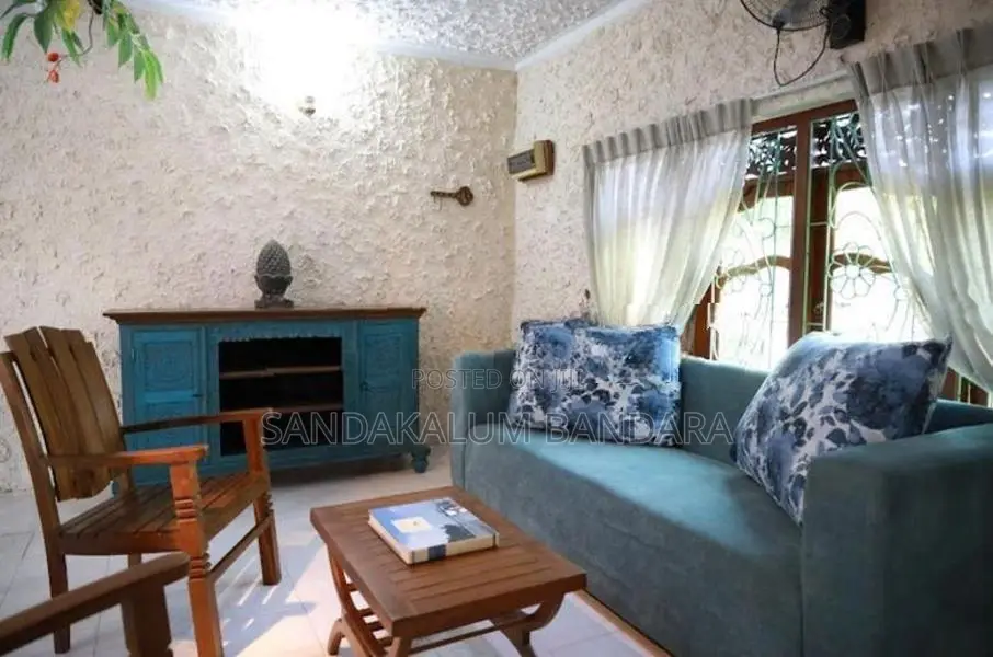 Luxury 4 Bedroom House for Rent in Dodamwala, Kandy