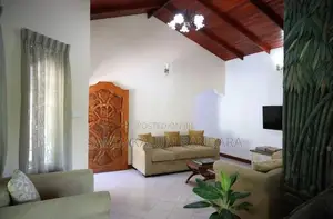 Luxury 4 Bedroom House for Rent in Dodamwala, Kandy