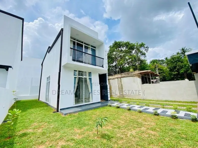 Brand New 2-Storey House for Sale – Athurugiriya Prime Residential Are