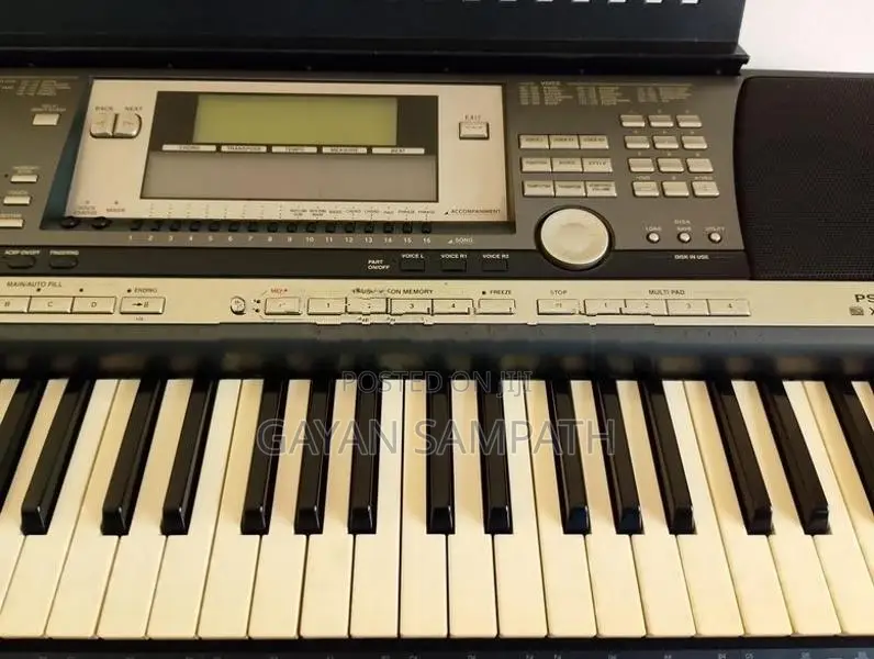 Yamaha PSR 640 Keyboard
