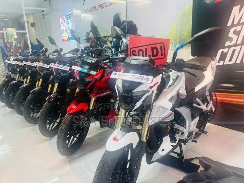 Bajaj Pulsar N160 Premium 2026