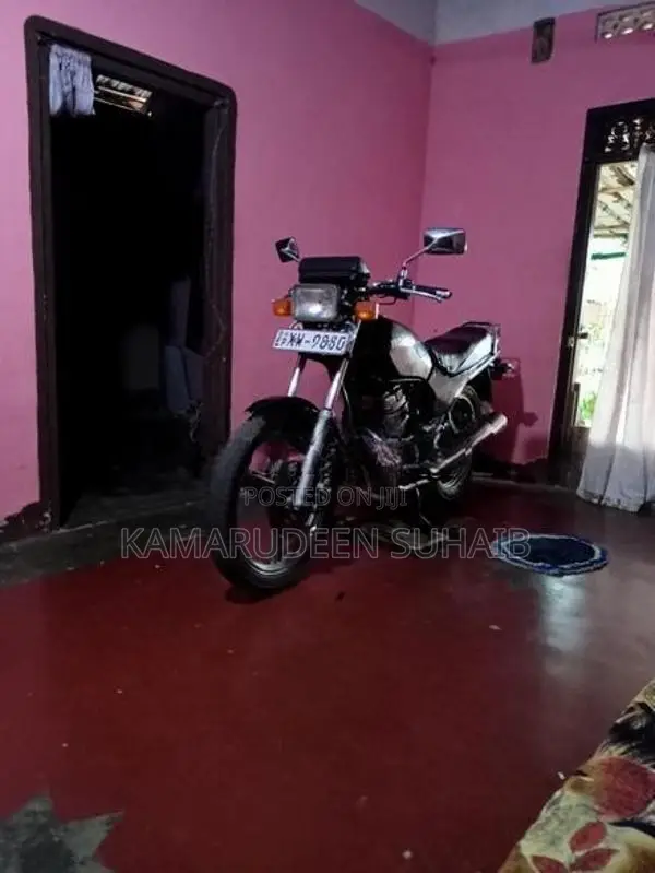 Honda CB 125 2009