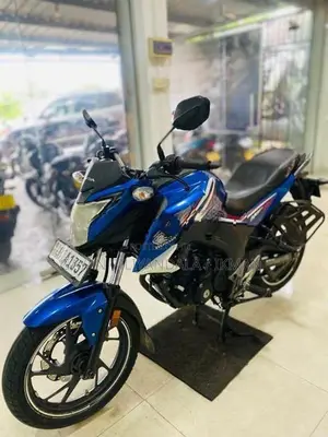 Honda Hornet 2019